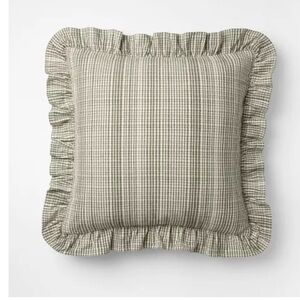 NWT 24"x24" Uneven Plaid with Ruffle Pillow - Threshold